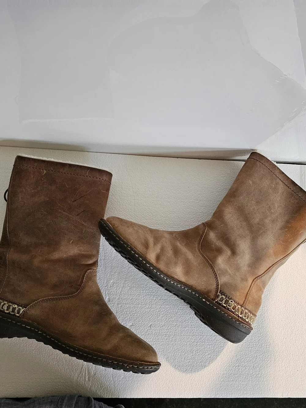 UGG Women's Kona Toggle Brown Suede Shearling-Lined Boots